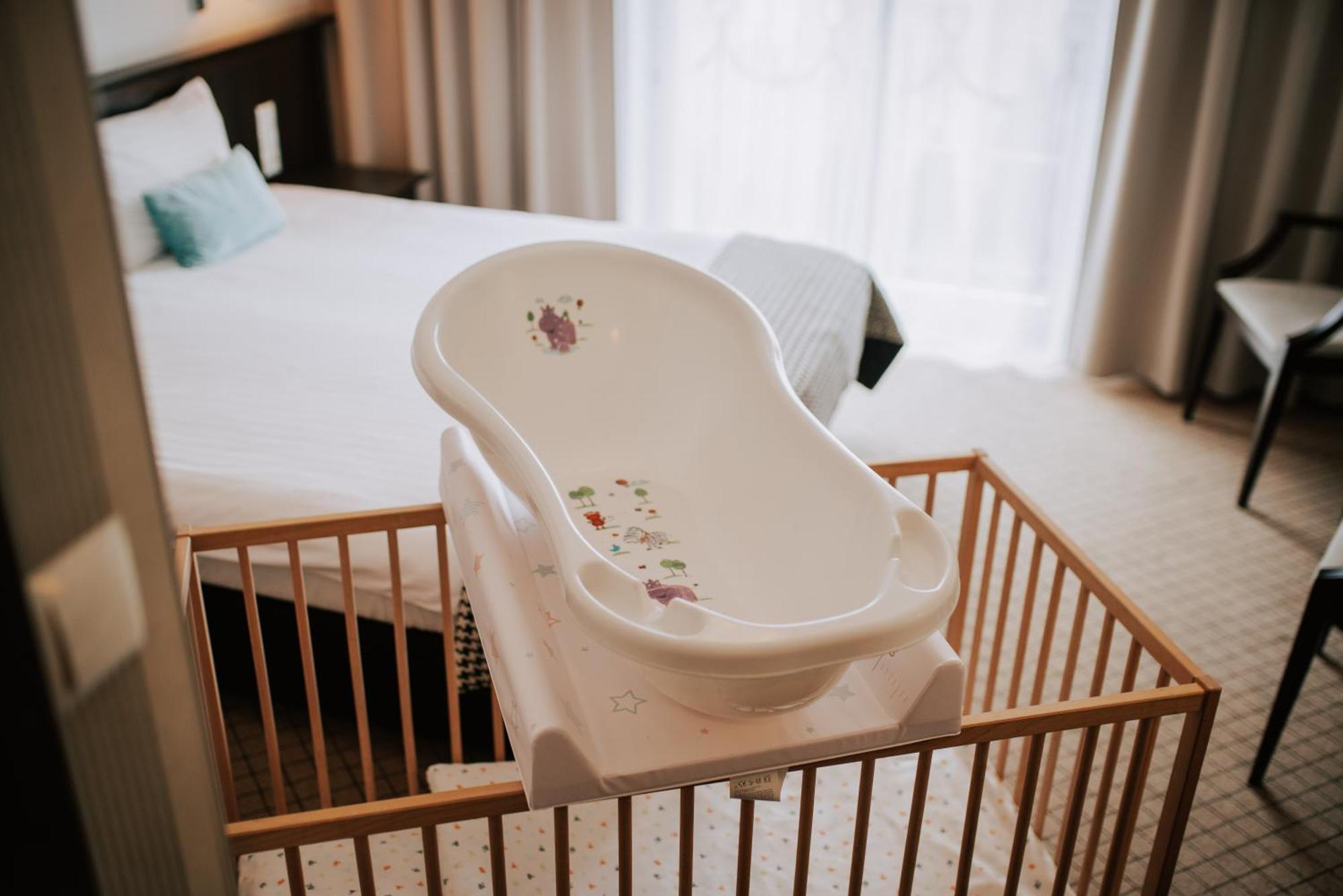 Hotel Toscania Włoszakowice エクステリア 写真